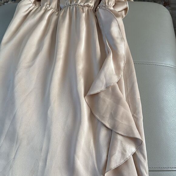 Show Me Your Mumu Samantha Ruffle Wrap Satin Midi Dress Champagne Small - Picture 10 of 11